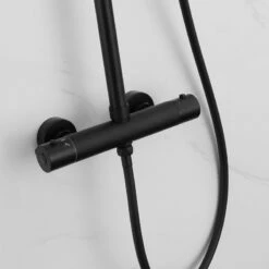 Colonne De Douche Thermostatique Gina Black -Produits De Salle De Bain Soldes 2024 24199 mitigeur douche thermostatique noir